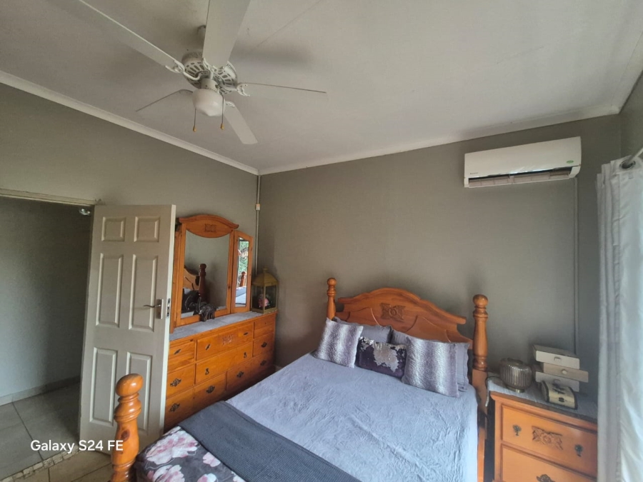 4 Bedroom Property for Sale in Safari Gardens North West